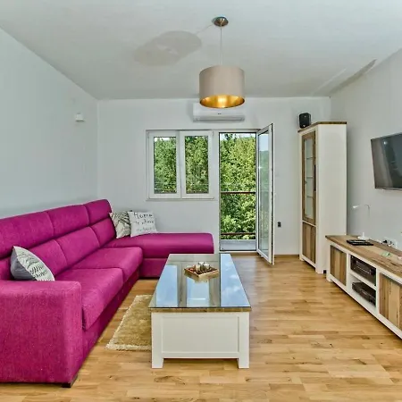 House Brapa Vakantiehuis Hrvace