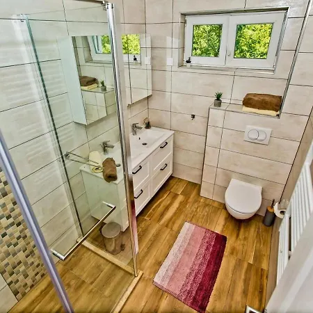 House Brapa Vakantiehuis Hrvace