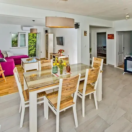 Vakantiehuis House Brapa