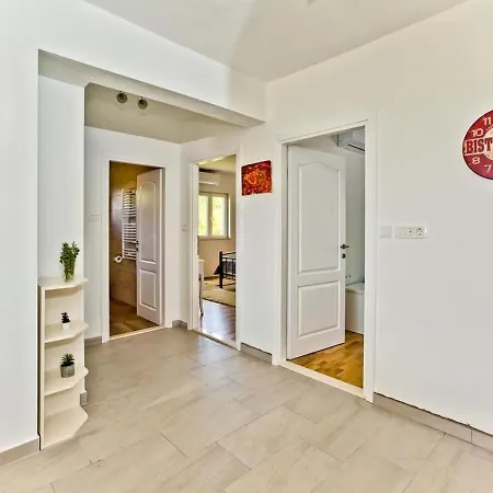 House Brapa Tatil Evi *