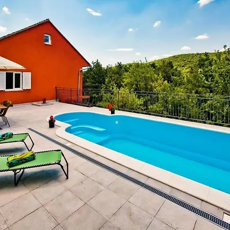 House Brapa Holiday home