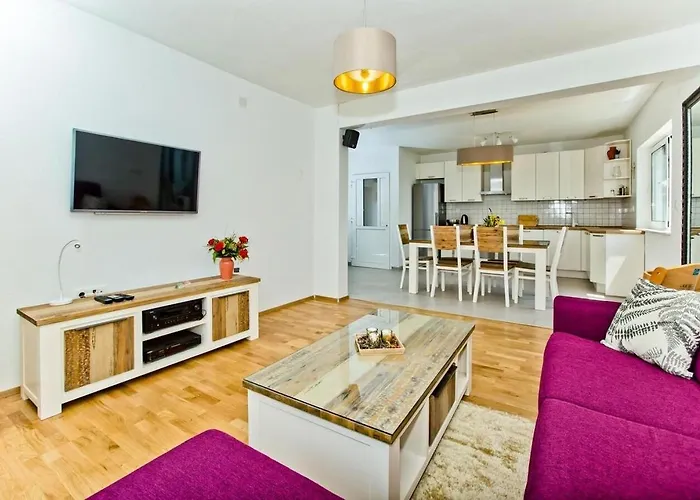 House Brapa Tatil Evi