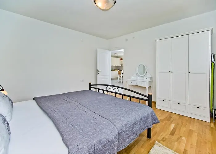 בית נופש House Brapa *