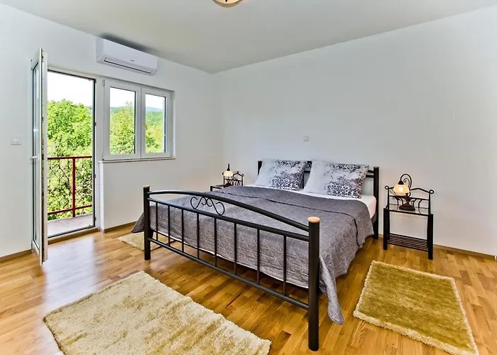 בית נופש House Brapa Hrvace