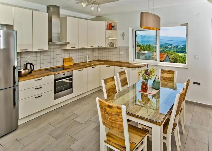 House Brapa בית נופש Hrvace